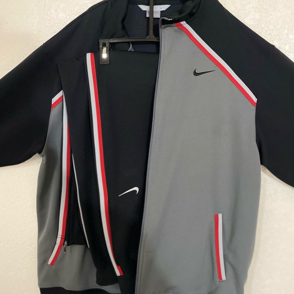 07/06 NIKE SWEATPANT SUIT SWEATS